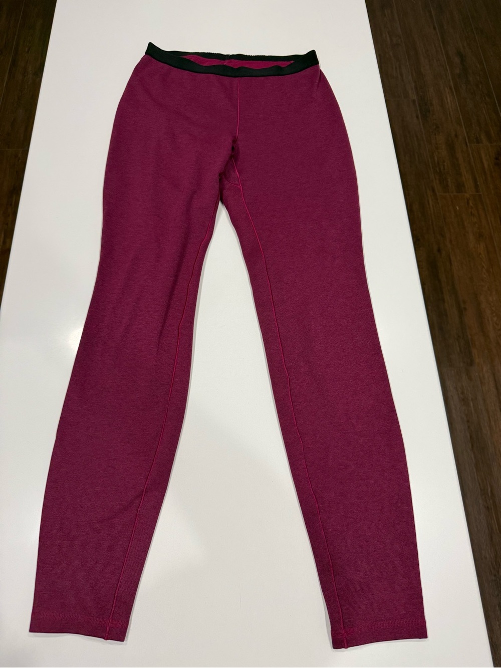 Patagonia Women's Capilene Magenta Two-Piece Performance Base Layer Set - Picture 9 of 13